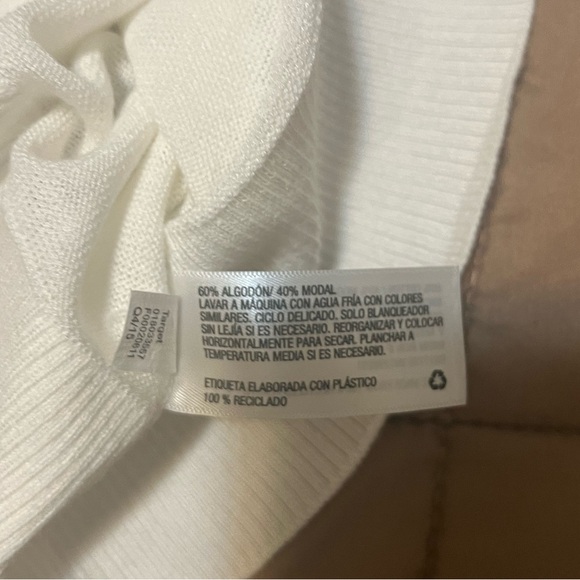 Top - Picture 2 of 7